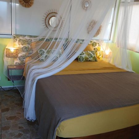 Maisonnette Atypique Au Coeur De La Martinique Riviere-Salee Exteriör bild